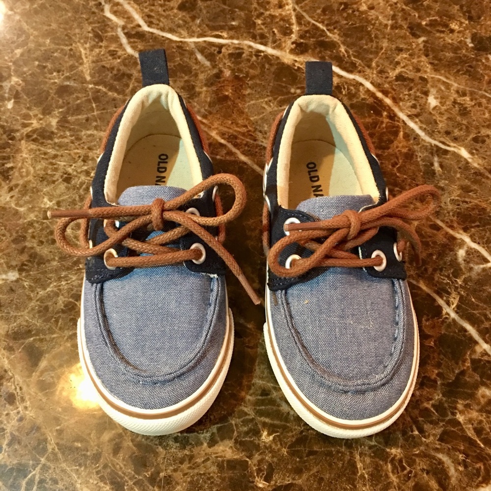 Old Navy Boat Shoes Toddler Size 6